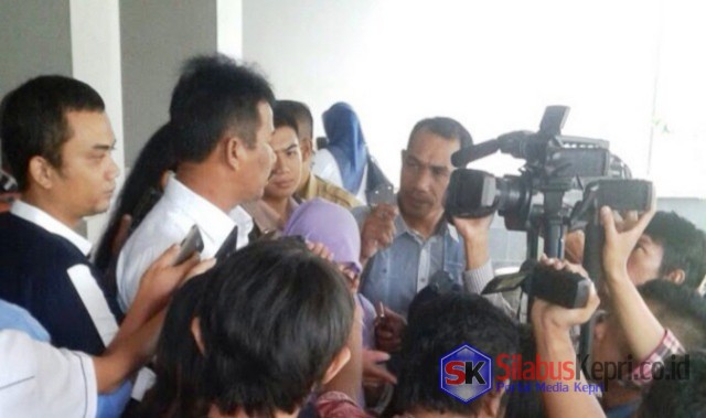 Rudi Bantah Tudingan Politisasi Persoalan Covid-19