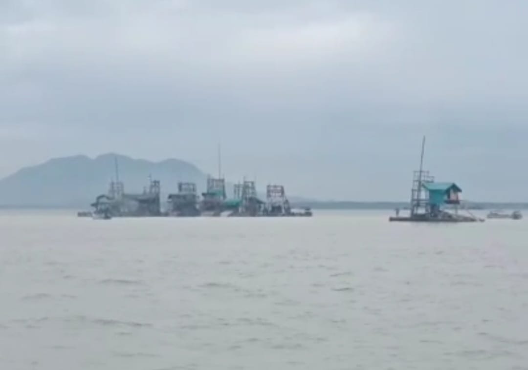 Ponton TI Rajuk Ilegal Beroperasi di Perairan Tanjung Kelabat Pulau Padi, Polri Diminta Bertindak