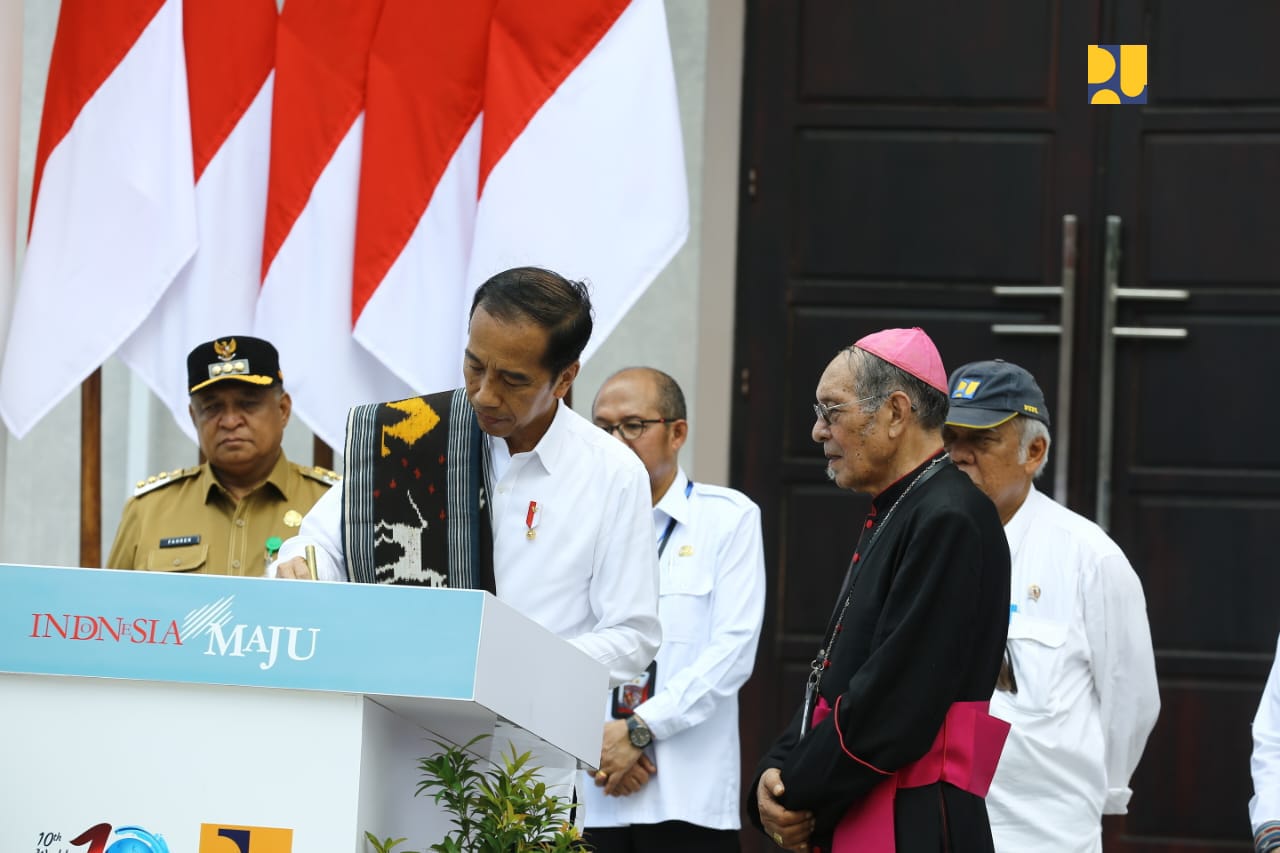 Presiden Joko Widodo Resmikan Gereja Katedral Keuskupan Agung Kupang