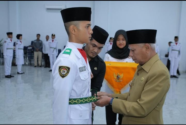 Bupati Asahan Kukuhkan Paskibraka Kabupaten Asahan