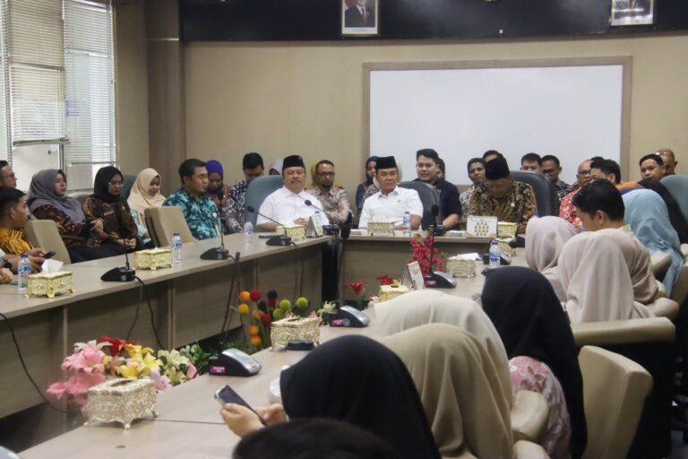 Pimpinan DPRD Sambut Pelantikan 78 P3K Setwan: Saatnya Bekerja dengan Semangat Baru