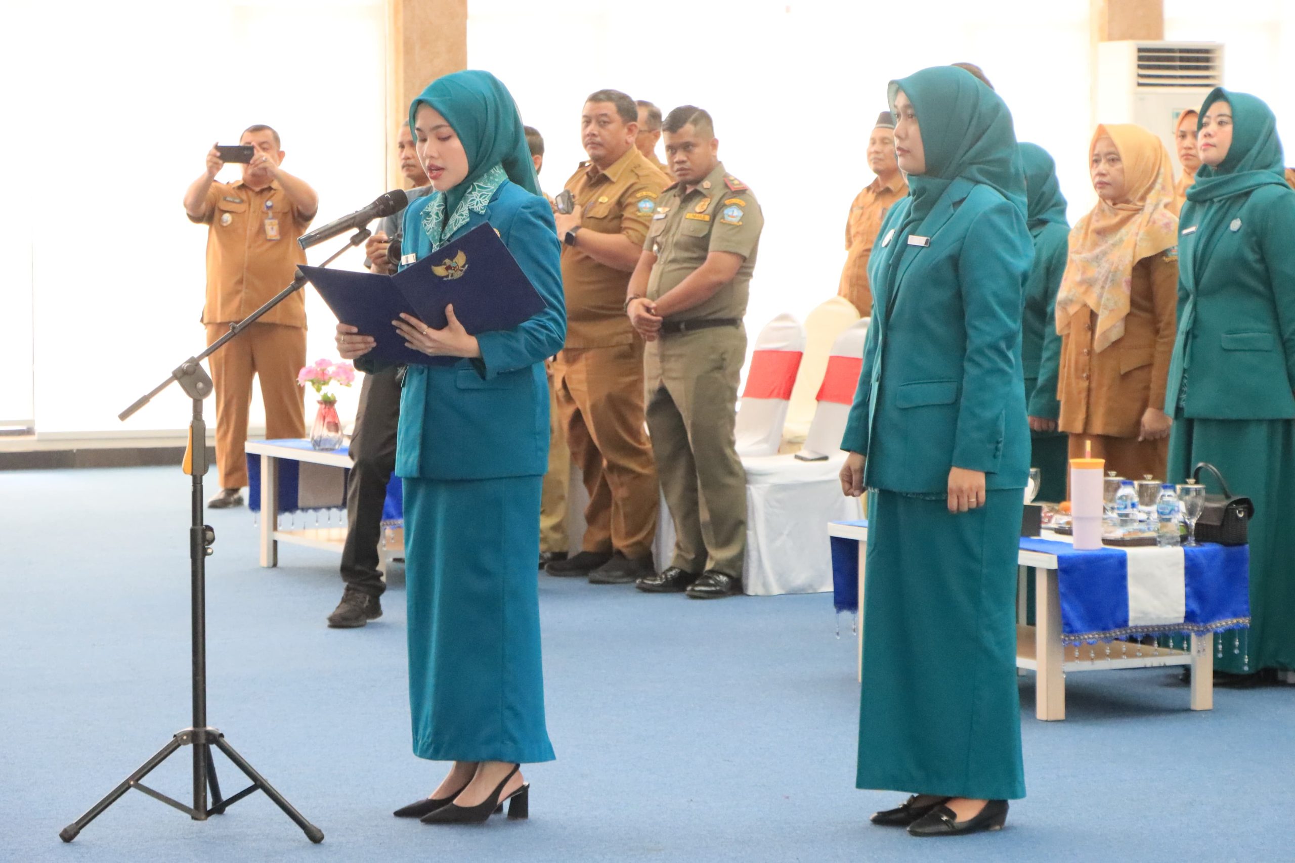 Hafizha Lantik Ketua TP PKK dan Ketua Tim Pembina Posyandu Kecamatan se-Bintan