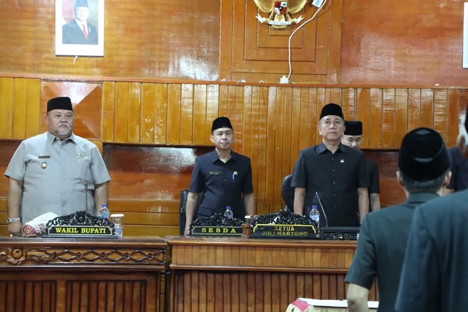 Rapat Paripurna DPRD Bengkulu Selatan: Pengumuman Pemberhentian Bupati dan Pengusulan Pelantikan Bupati Terpilih