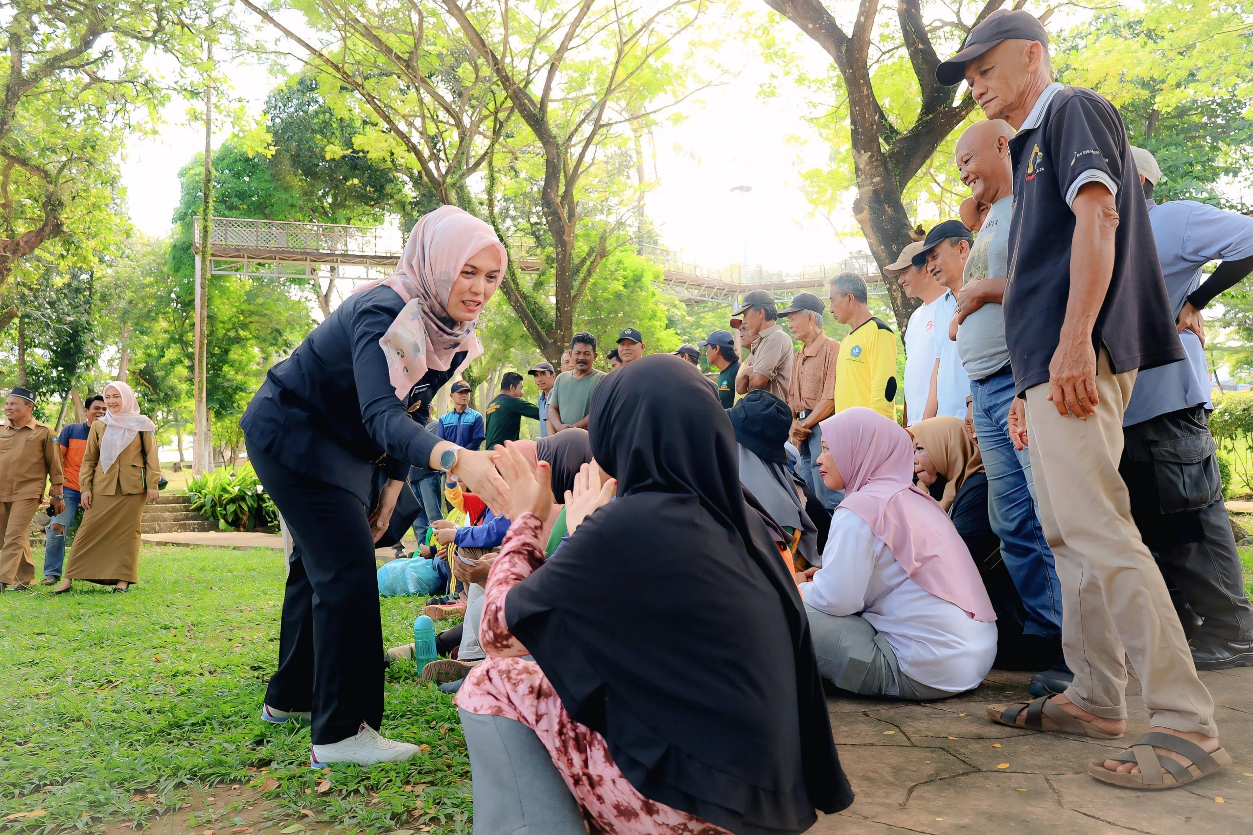 Wabup Bintan Deby Maryanti Temui Petugas Kebersihan, Ini Harapannya