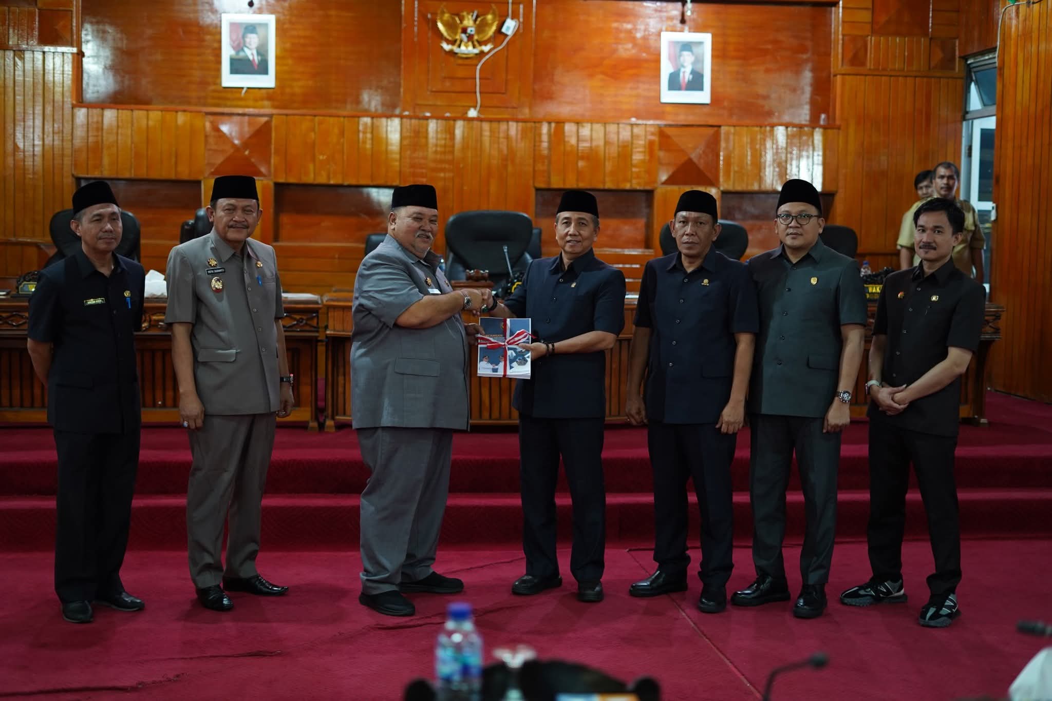 Rapat Paripurna DPRD Bengkulu Selatan: Penyampaian Rancangan KUA-PPAS Perubahan APBD Tahun Anggaran 2025