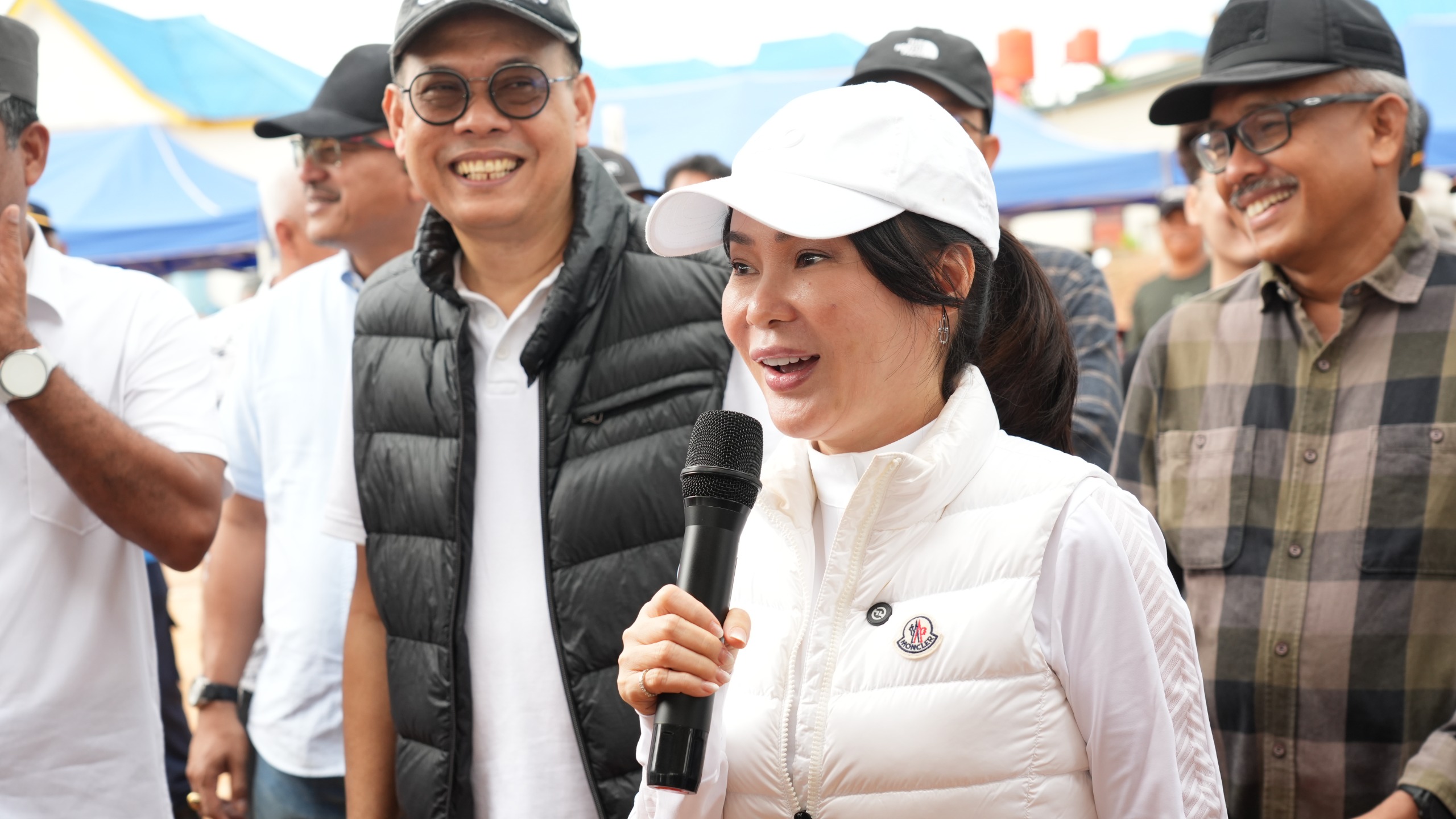 Li Claudia Salurkan Bantuan dan Sumbangan Pembangunan di Rempang Eco City