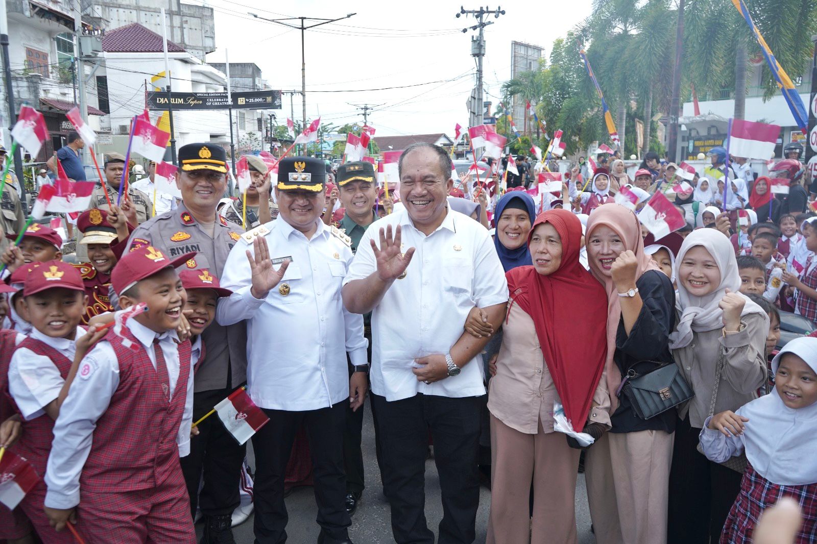 Jangan Sampai Simbol Negara Kalah dari Bendera Fiksi