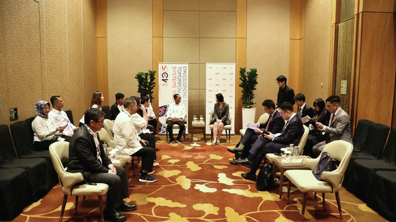 Batam–Singapura Bahas Kelanjutan Kerja Sama Kawasan Industri Berkelanjutan