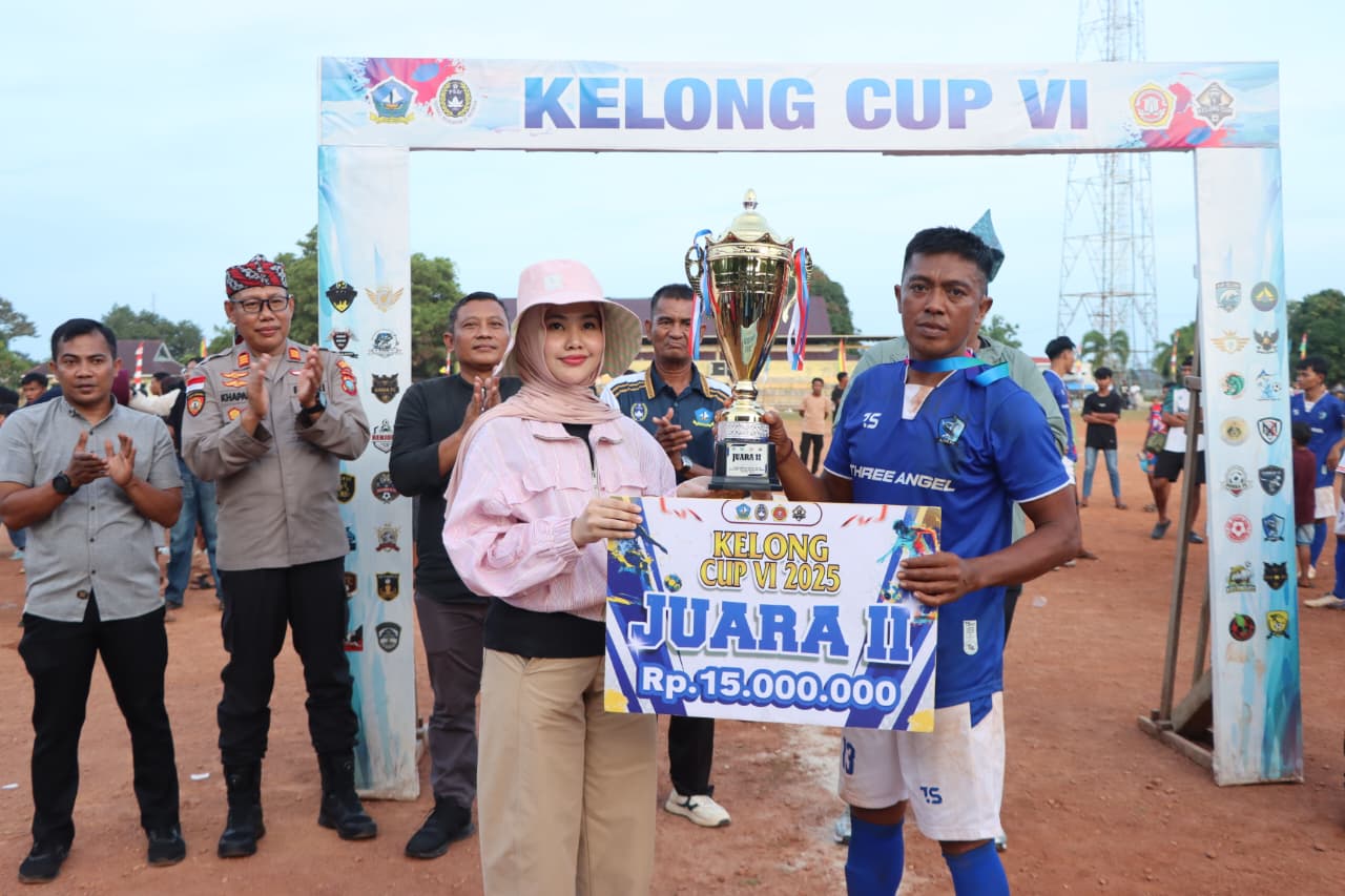 Bupati Bintan Tutup Turnamen Sepakbola Desa Kelong Cup VI, Ajak Pemuda Terus Berprestasi Lewat Olahraga