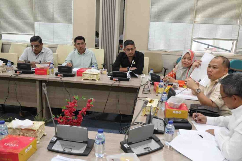Perkuat Regulasi Perumahan, DPRD Batam Dalami Ranperda PSU Bersama OPD