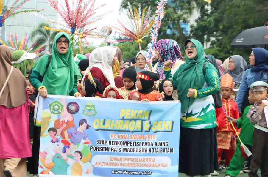 Ketua DPRD Batam Hadiri Pembukaan Porseni Madrasah 2025, Dorong Pembentukan Generasi Cerdas dan Berakhlak