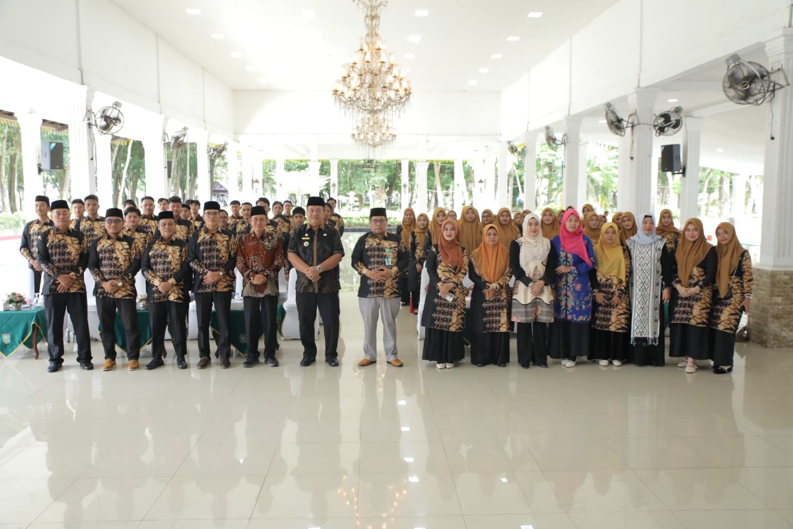 Bupati Asahan Resmi Lepas Kontingen Festival Seni Qasidah Sumut 2025