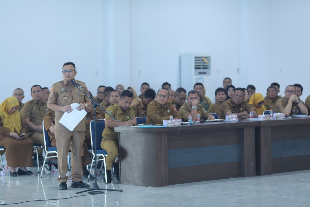 Bupati Asahan Tekankan Penyelesaian Tugas, Kualitas Kegiatan, dan Kesiapsiagaan Nataru