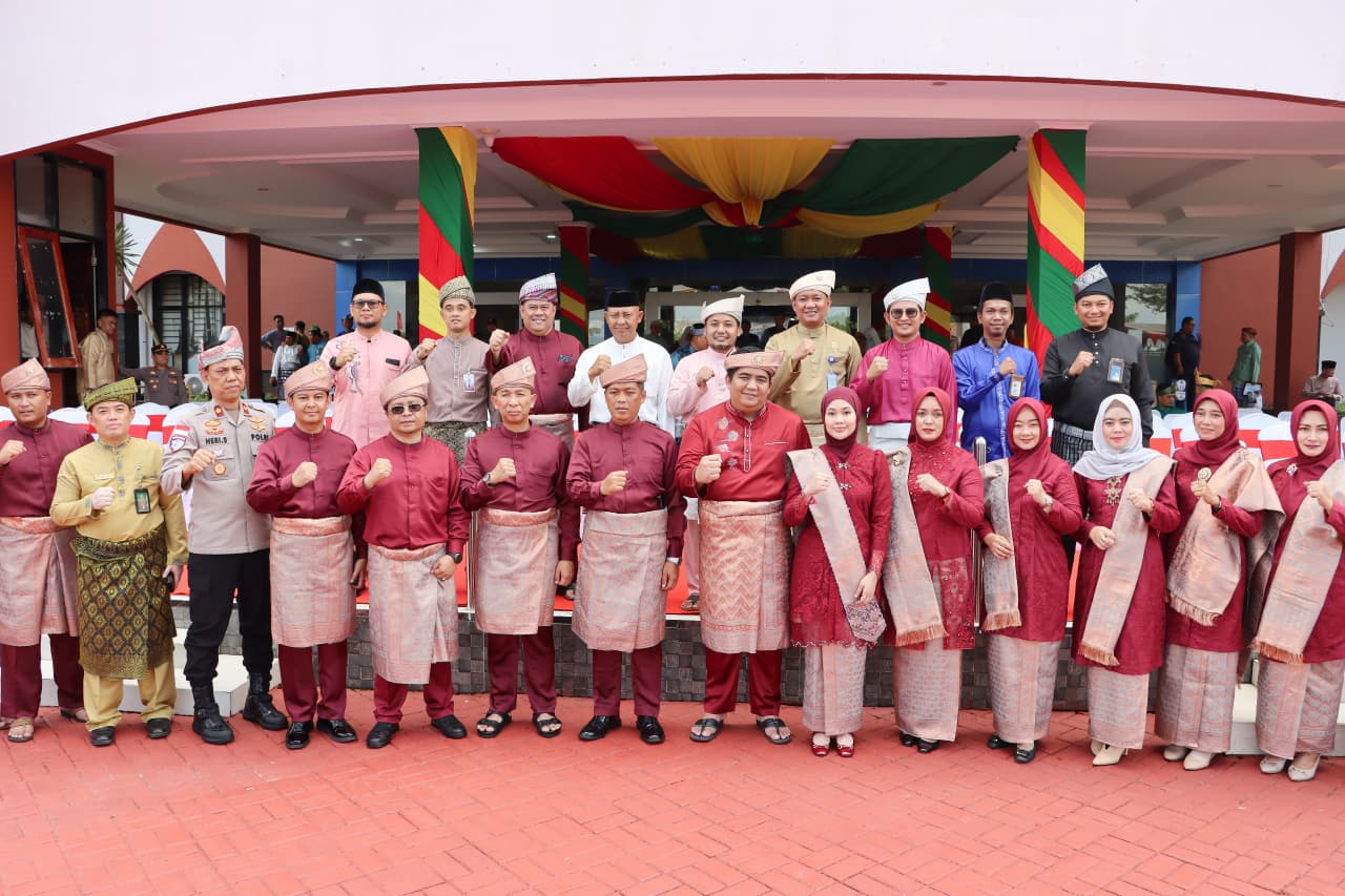 Penuh Khidmat, Upacara Hari Jadi ke-77 Kabupaten Bintan dalam Bingkai “Teguh Teraju, Bintan Dituju”