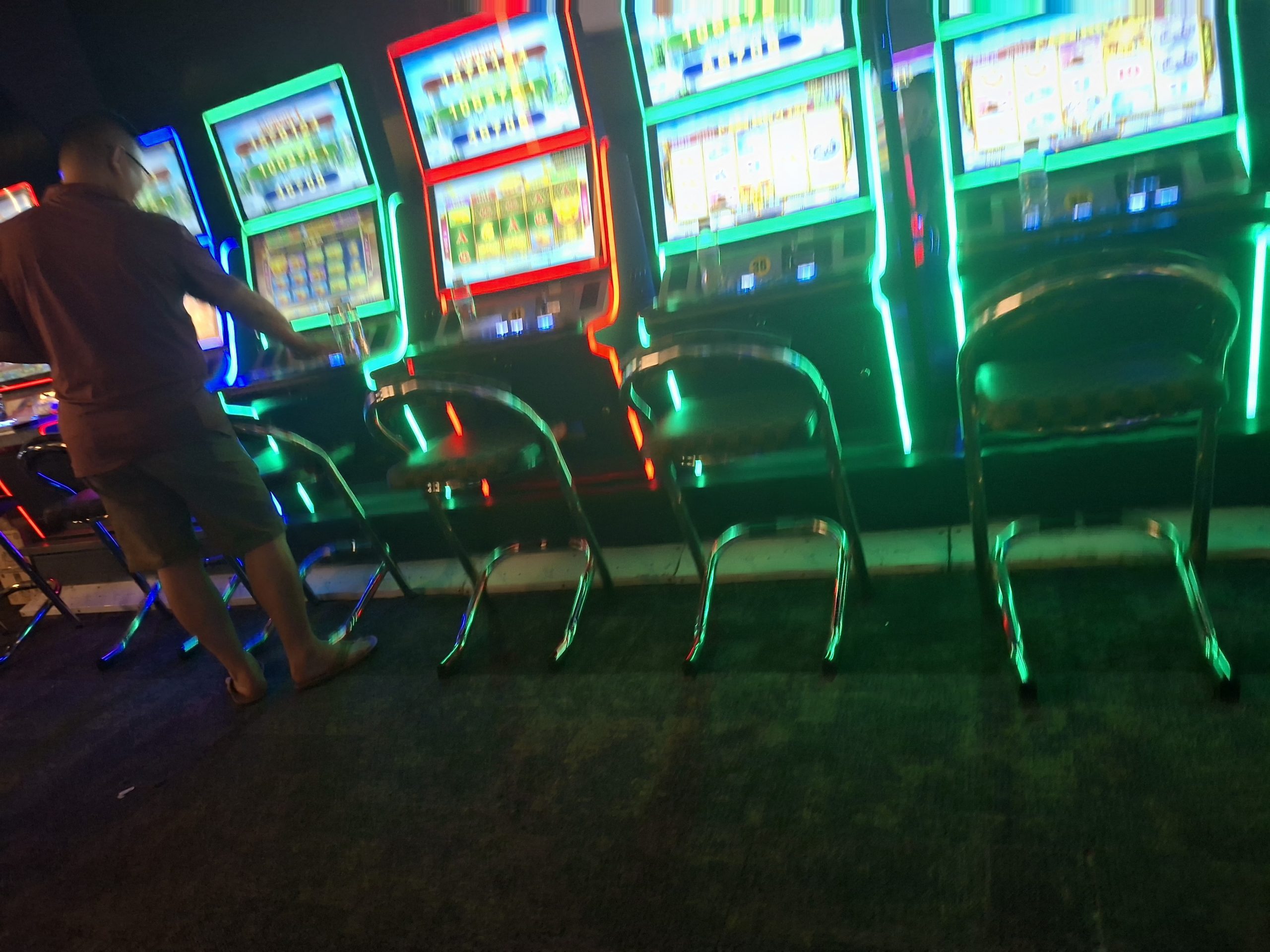 Gelper Tanjung Uma Diduga Tetap Buka Saat Ramadan, Publik Desak Kapolresta Barelang Bertindak