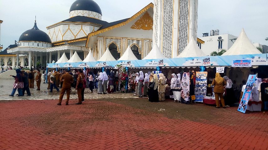 Gebyar Pendidikan Sumut 2026 Hari Kedua Ramai, Stan UMKM dan Lomba Siswa Dipadati Pengunjung