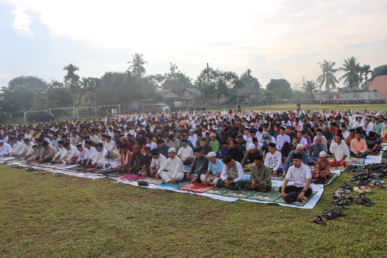 Idul Adha 1447 H di Bintan Berlangsung Khidmat, Roby–Deby Serahkan Sapi Kurban Presiden
